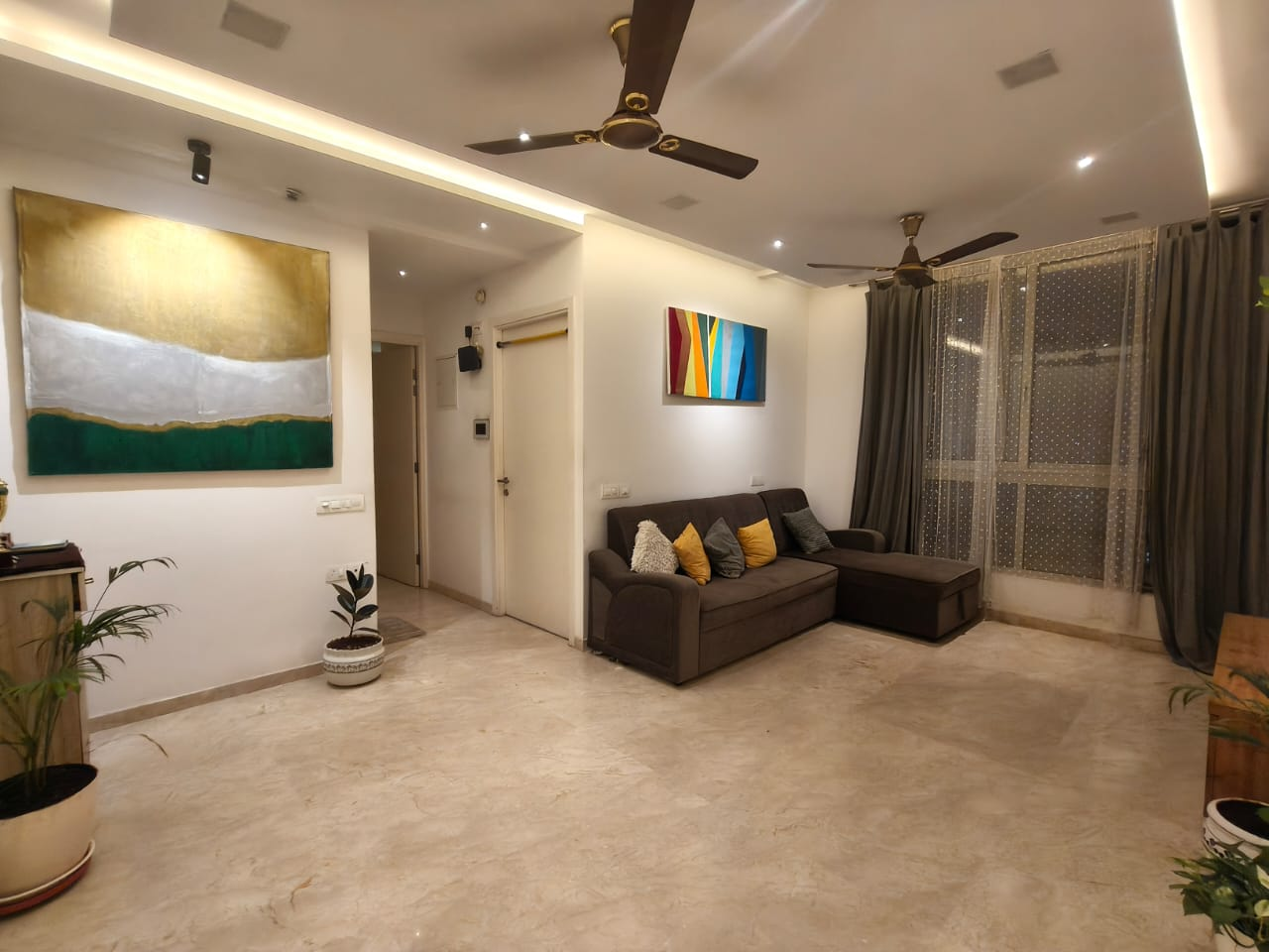 2 BHK flat in Eagleridge, Hiranandani Estate Thane West - Living Room